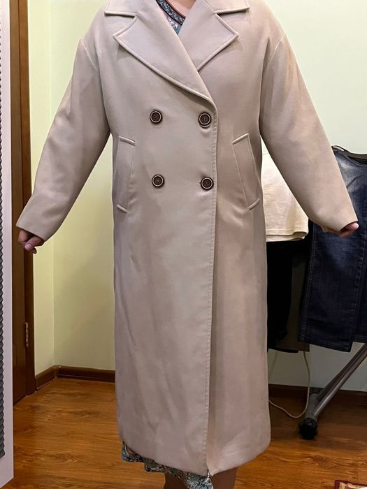 Пальто осеннее .