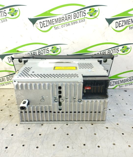 Radio CD A211 870 12 89 Mercedes-Benz E-Class W211/S211