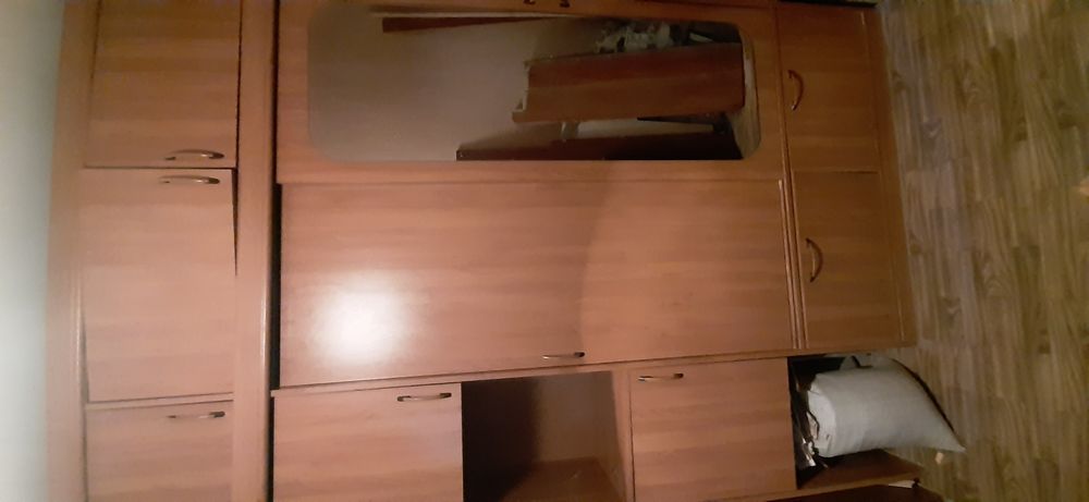 Прихожая в  хорошем состоянии.