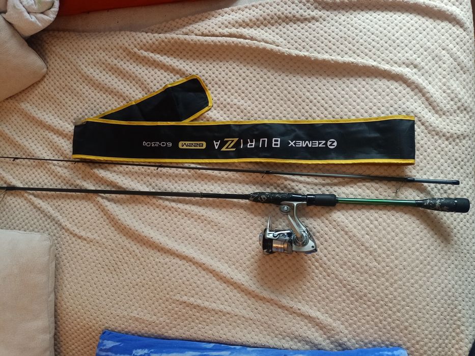 Продам спининг вместе с катушкой