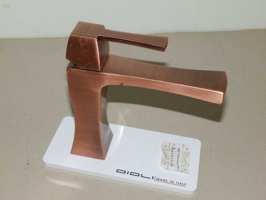 Батерия за баня, смесител Oioli Opera - Italy, чешма