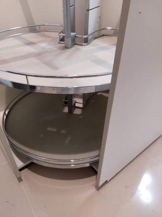 Carusel bucatarie rotativ  de colt