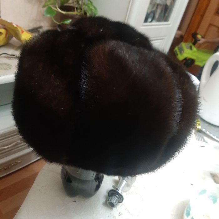 Продам шапку норковую