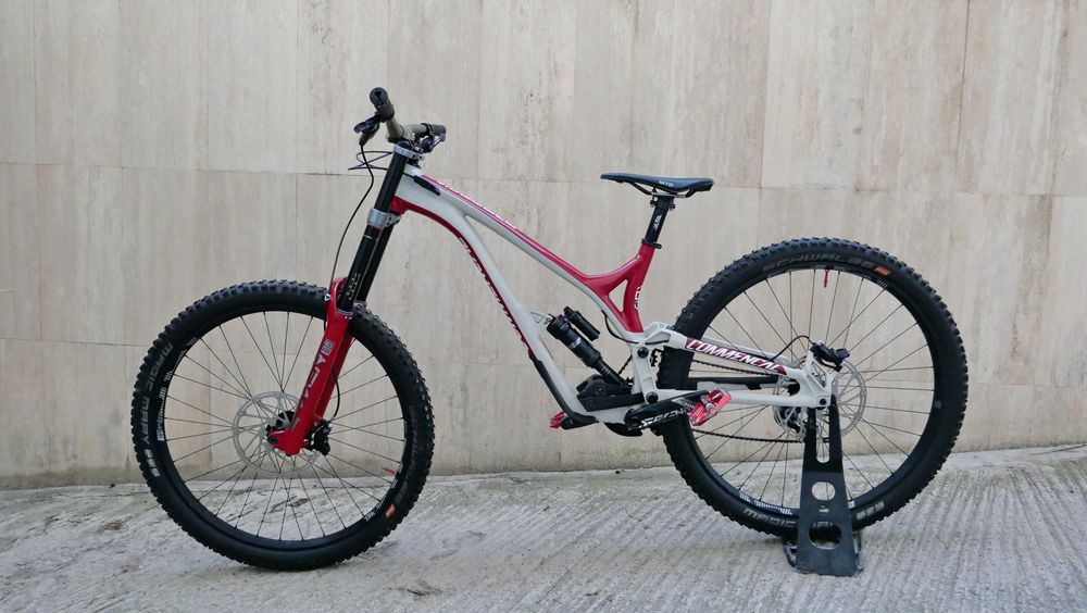 Commencal Supreme DH 29 Team – състезателен Downhill