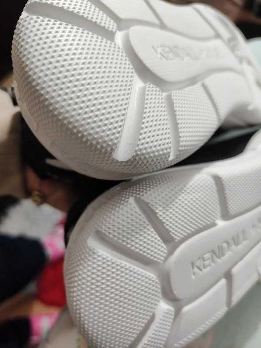 Adidași dama Kendall & Kyle, mărimea 39