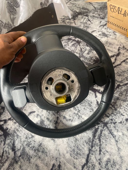 volan za audi a  5 s lain  mnogo zapazen raboti vsichko
