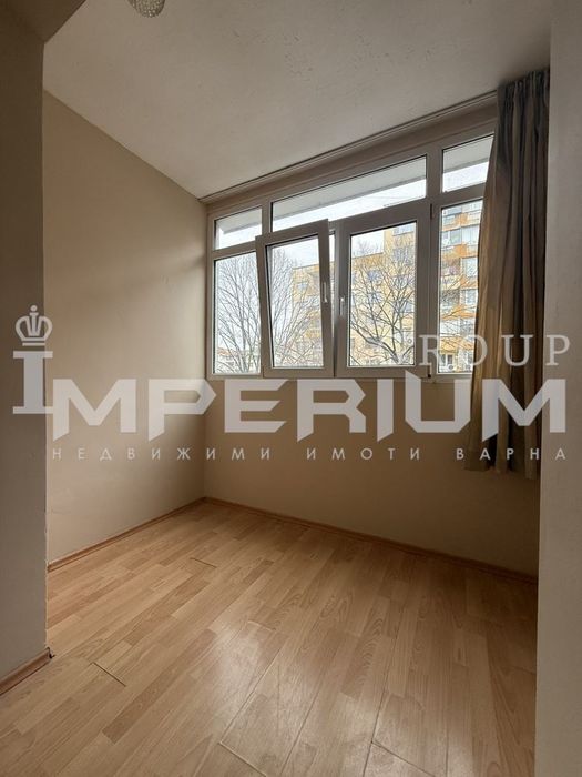 Тристаен апартамент под наем в района на кв. Левски, гр. Варна КЛИМАТ