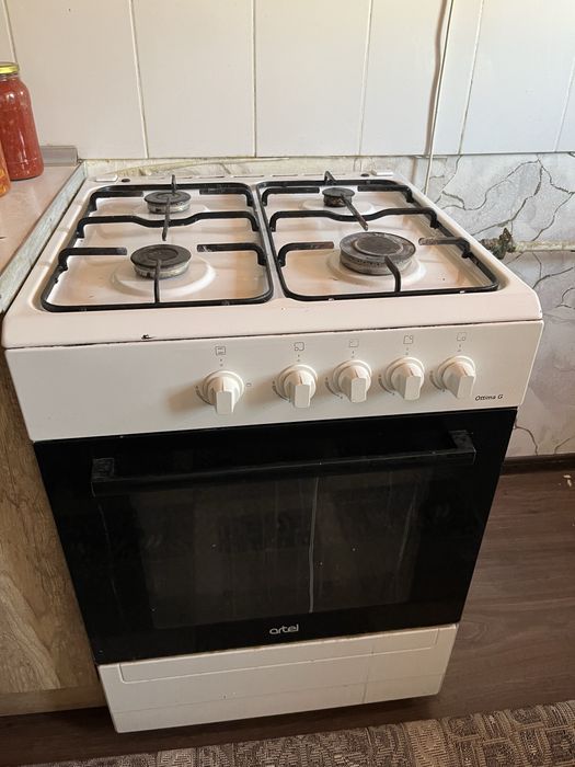 Таза жагдайдагы газ плита мен вычка сатылады келысып беремыз