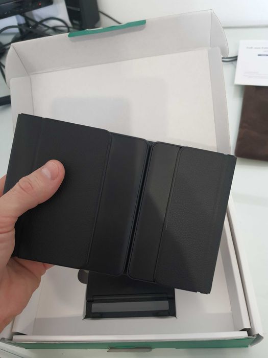 Tastatură pliabilă wireless SAMSERS KT06X, iluminare RGB touchpad NOUA