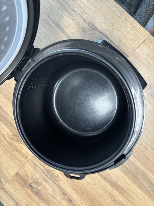 Мултикукър Voltz