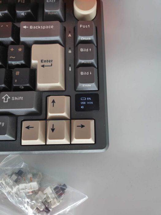 Tastatura Mecanica RK M75 Display Smart DE Brown Switch - Resigilat