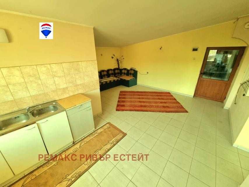 Продава се Промишлена сграда в Русе, Средна кула - 656 кв.м за 293 €/кв.м - Снимка #12