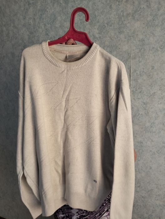 Продам джинсы мужские