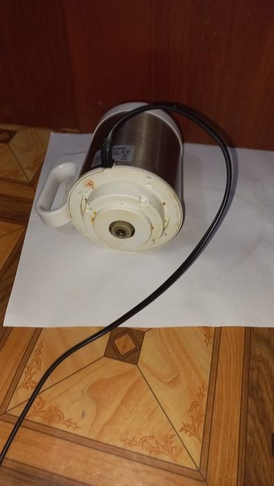 Продам Блендер измельчитель Рабочий. Модель SCT-2012