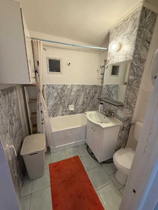 De vanzare Apartament 3 camere MV1