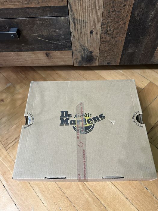 Оригинални дамски кожени боти Dr. Martens