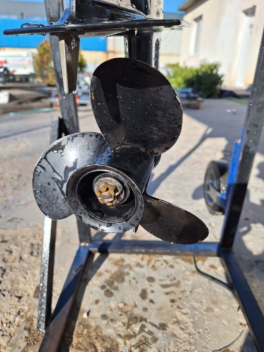 Извънбордов двигател Mercury F15EH къс ботуш, стартер