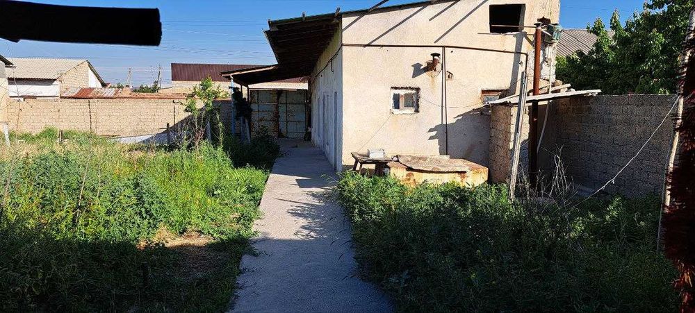 Uchastka sotiladi 6 sotix srochna