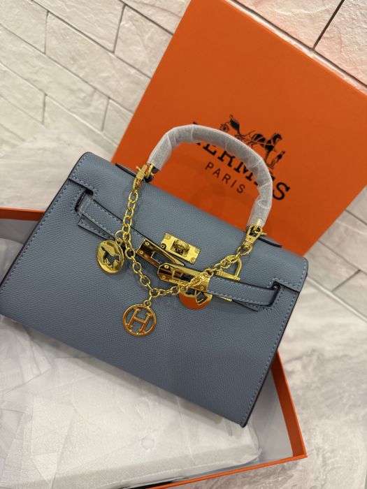 Продам сумки новые