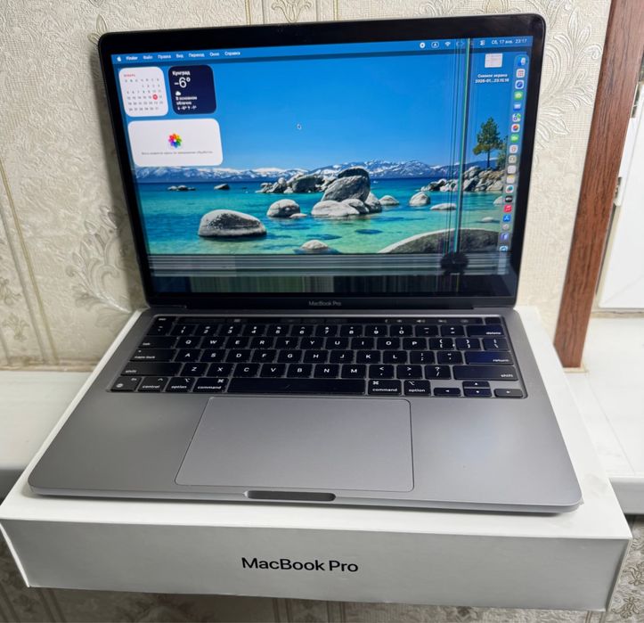 MacBook Pro M1, 13'' 8/256 GB Model: A2338