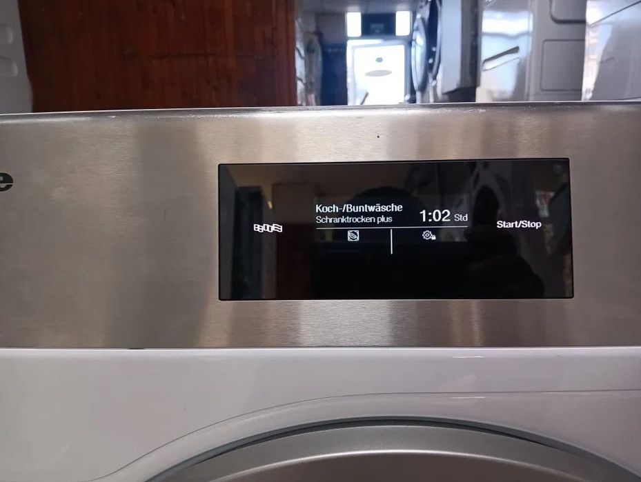 Професионална сушилня с термопомпа Миеле Miele Professional PDR508HL
