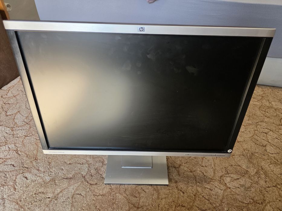 Monitor HP 24" FullHD+ 60hz