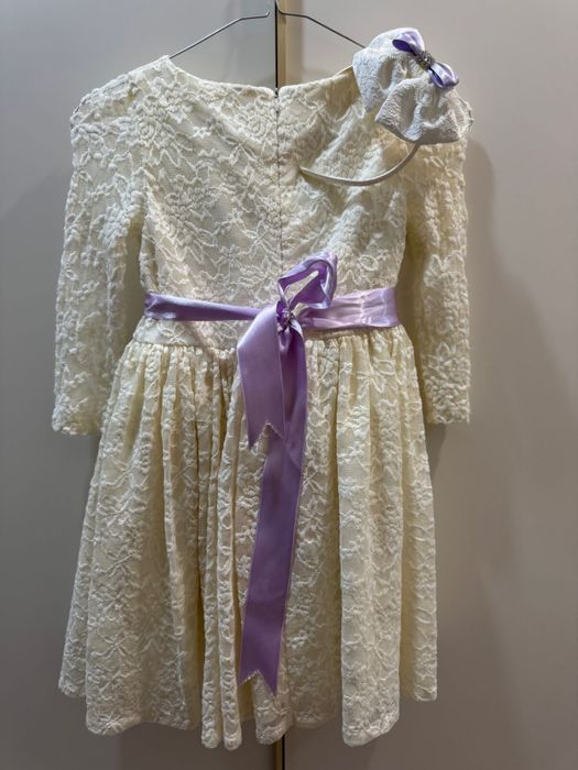 Продам платья на девочку качество 100%