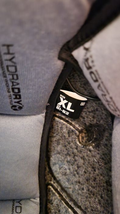 Мото шлем "ICON CARBON" .