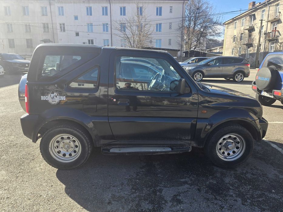 Vînd Suzuky Jimny