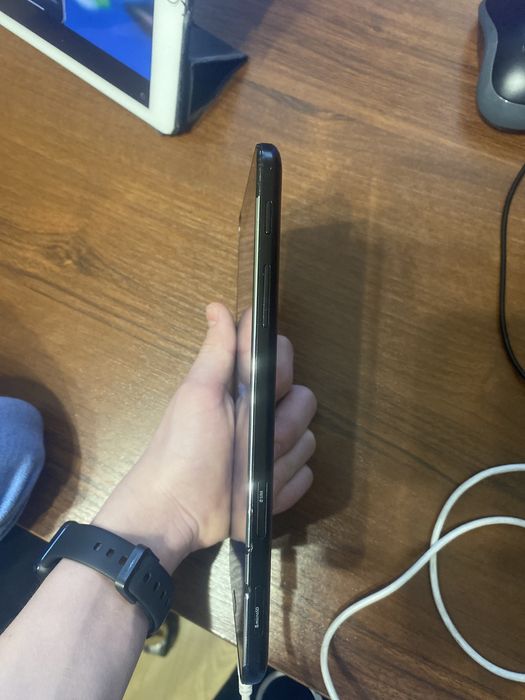 Galaxy tab4 (8 гб памяти  есть) для личного Пользования не подойдет