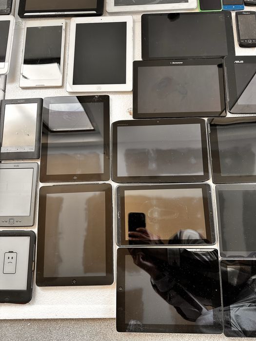 Голям ЛОТ телефони и таблети 65 броя топ цена!