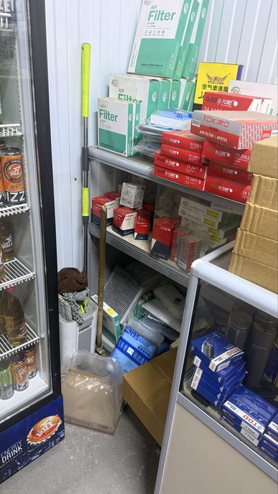 Продам Витрины б/у в хорошем состояний