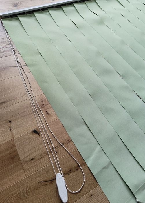 Jaluzele verticale culoare verde