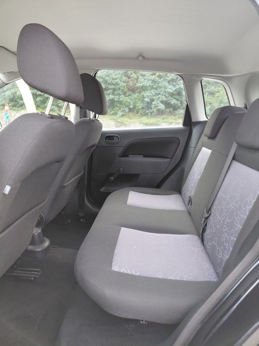 Ford fiesta 1,4 benzina an 2007 euro 4