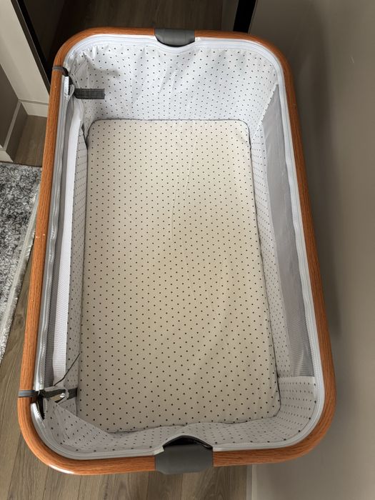 Продам детскую кроватку