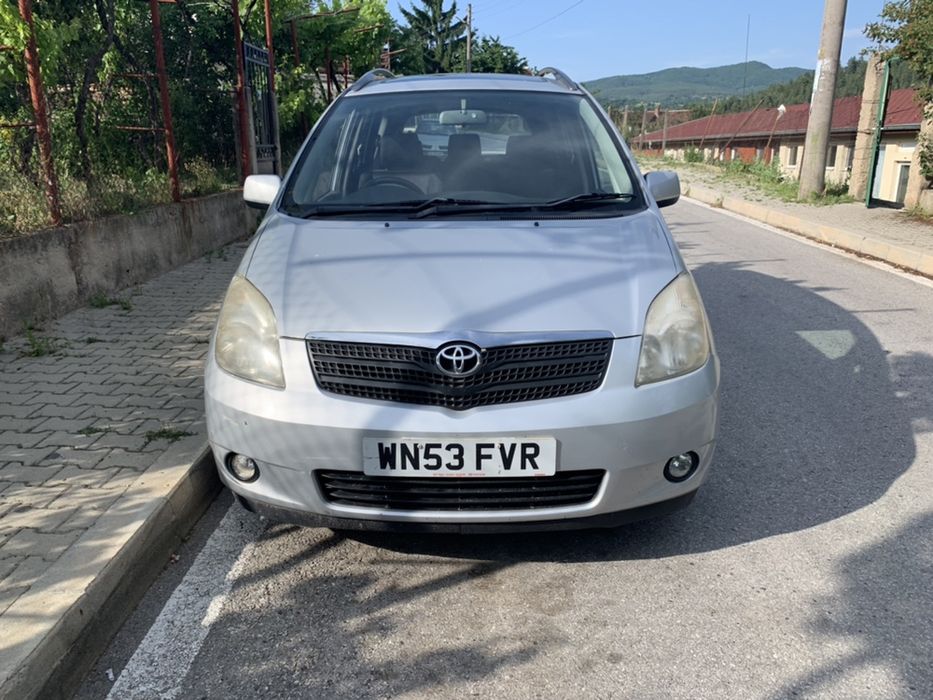 На Части Toyota Coralla verso Тойота Корола Версо 2.0 д-4д d-4d