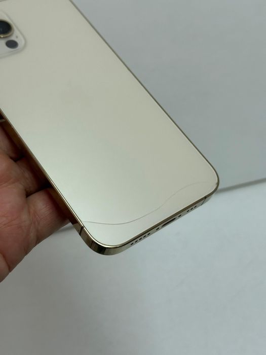 Продам Айфон 12 Про 128г