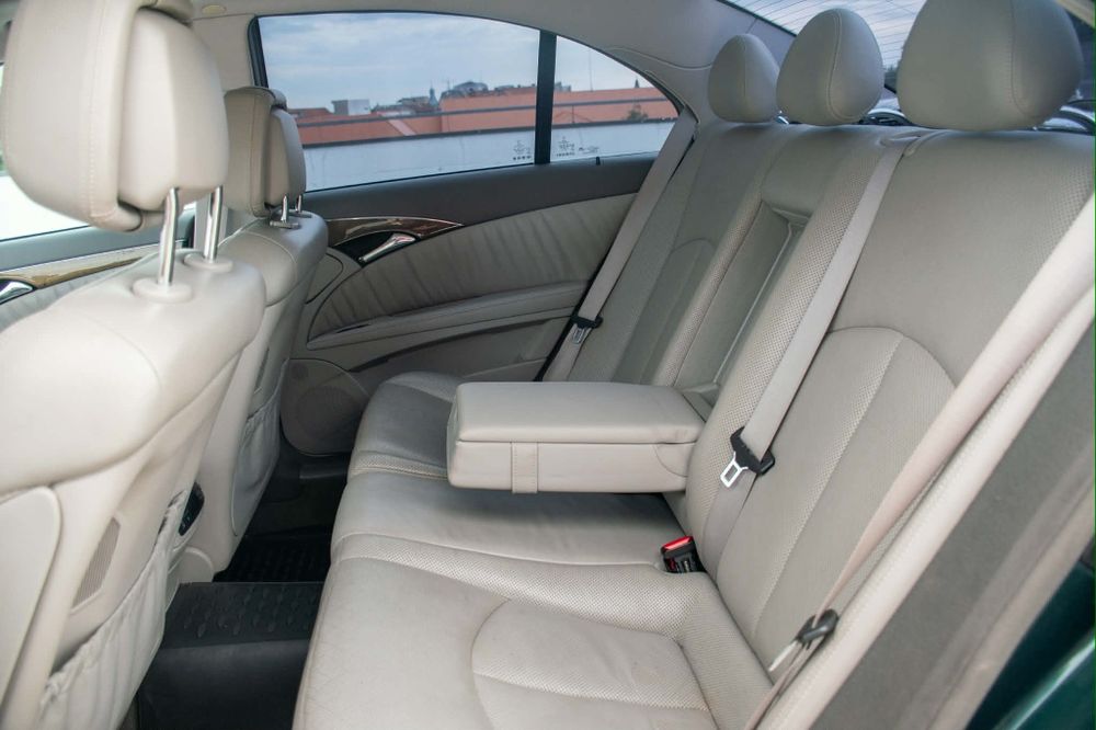 Mercedes E-Class 320 CDI 4MATIC Avantgarde 3.0 V6