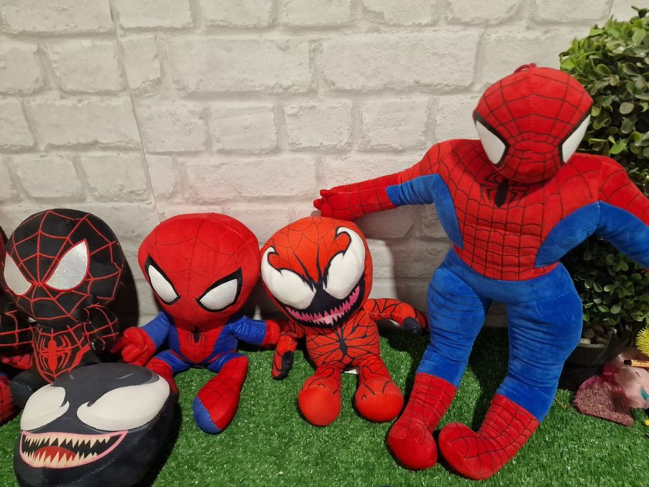 Спайдърмен играчки Марвел светещи свирещи