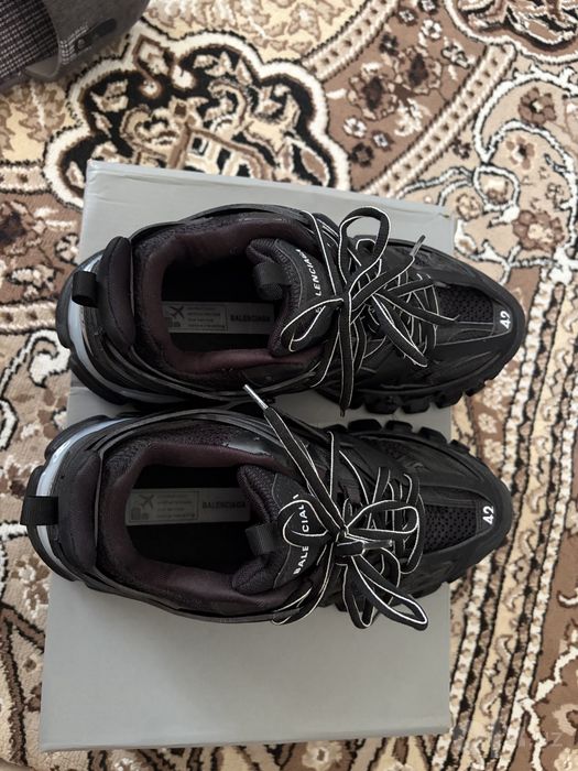 Balenciaga track brand new