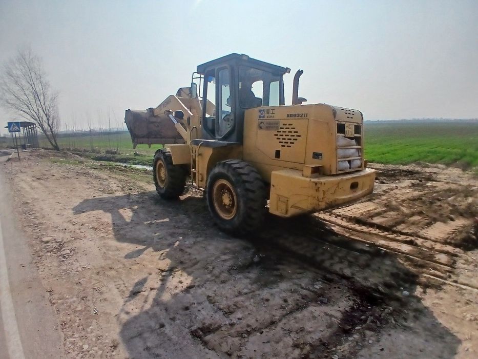 Погрузчик 1.8 кубалик