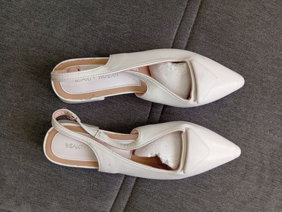 Женские туфли очень стильные не одеванное