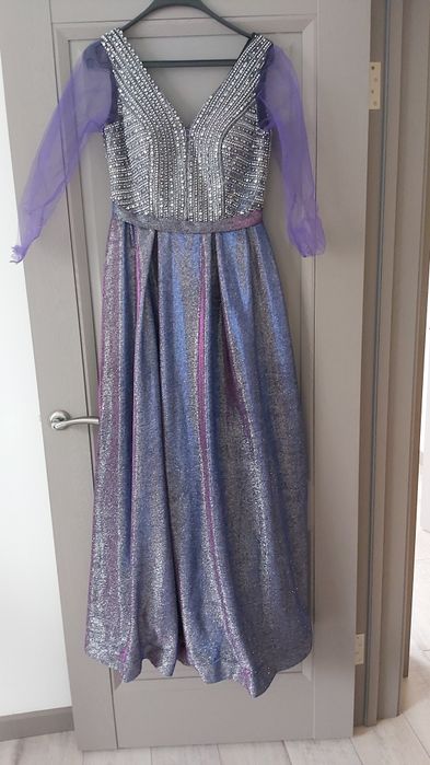 Вечерние платье р46