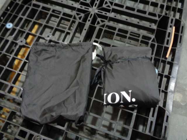 Покривало BRIXTON водоустойчево