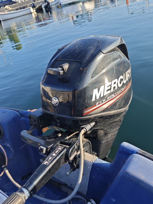 Извънбордов двигател Mercury FourStroke 25 к.с. (L ботуш, 2022 г., 500 ч.)