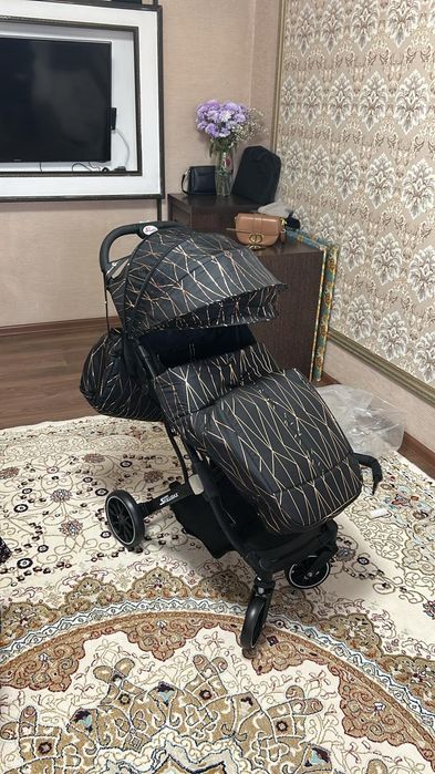 Коляска новая в упаковке