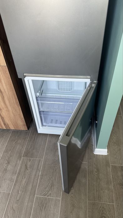 Продам холодильник beko