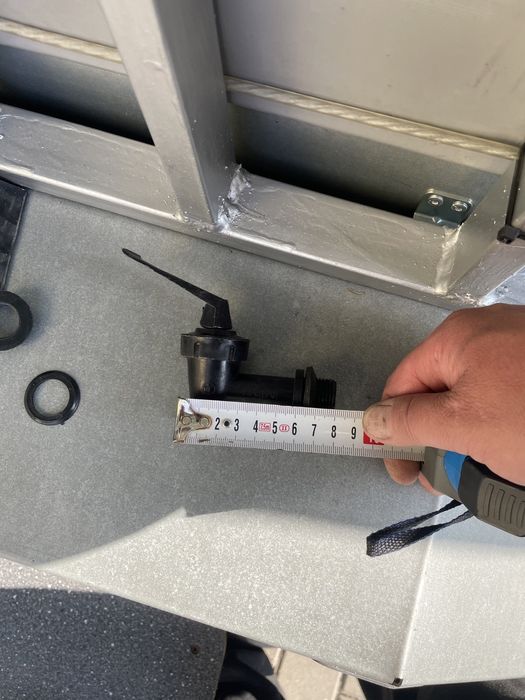 Кран пластиковый резбовой