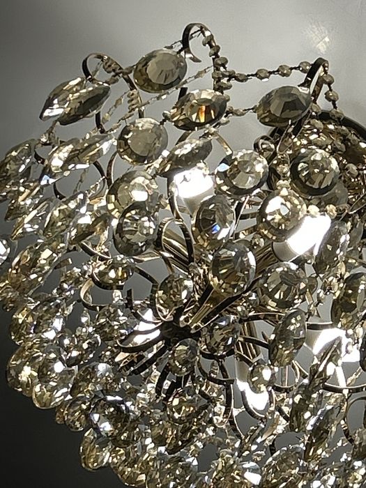 Люстра в отличном состоянии