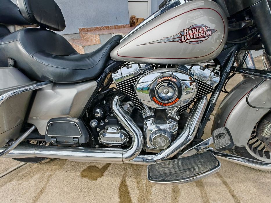 Harley Davidson Electra Glide FLHTC